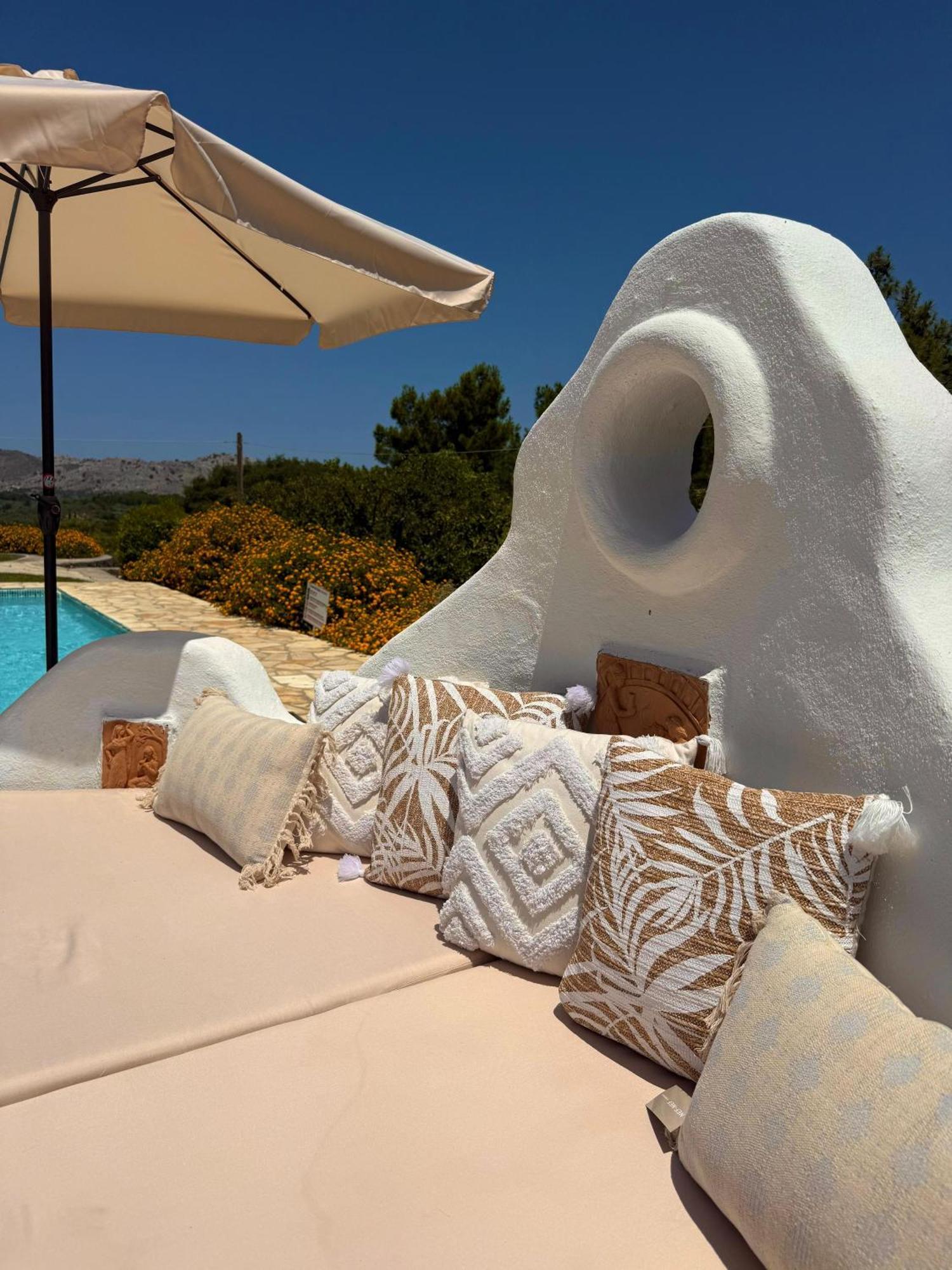 Paradisos Archangelos Archangelos (Rhodes)
